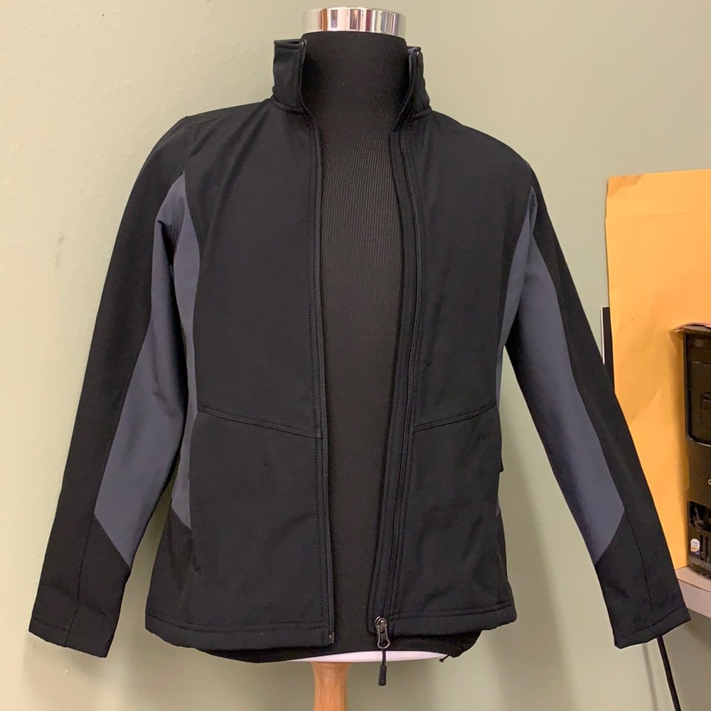 Port Authority women’s Core Colorblock jacket